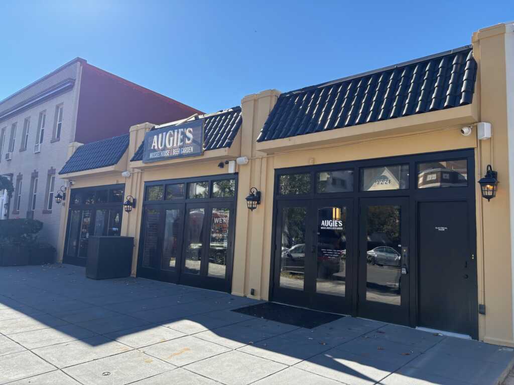 SCOOP: Augie’s Mussel House and Beer Garden is Opening Monday Night!! — PoPville DC, McAllen Dining news